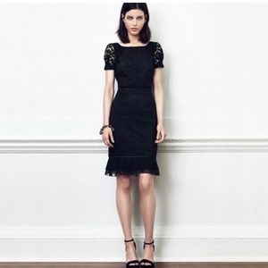 ⭐️Host pick ⭐️TORY BURCH Lace Sheath Silk Little Black Dress size 4